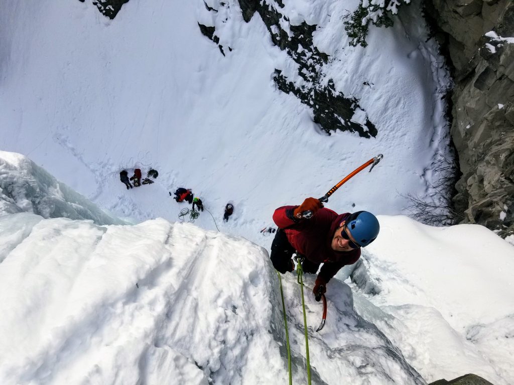 ice-climbing-michigan